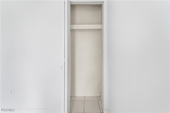 Photo - 2927 SE 15th Pl Unidad 3