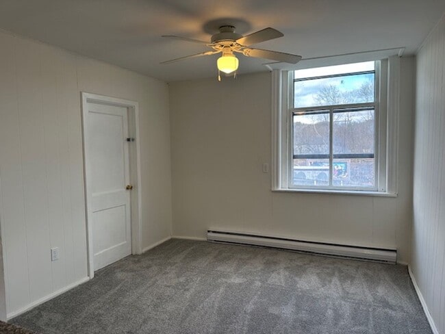 Photo - 8 Market St Unit 3A