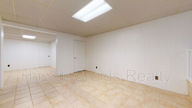 Photo - 3119 Kaohinani Dr