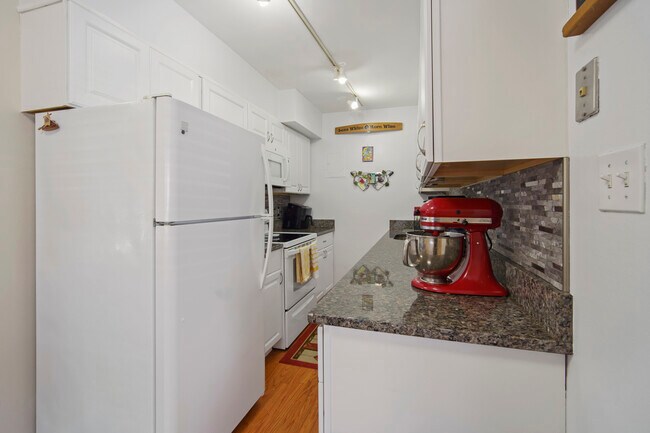 Photo - 4803 Wellington Dr Unit 4