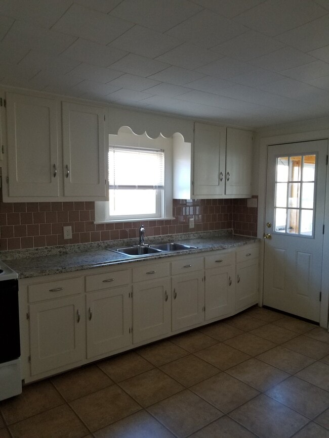 Photo - 36 Mt Auburn St