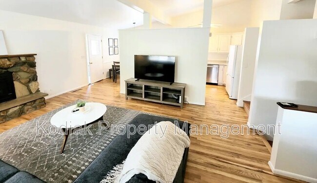 Photo - 2193 E 7075 S