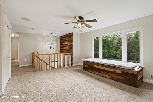 Photo - 122 Moses Milch Dr