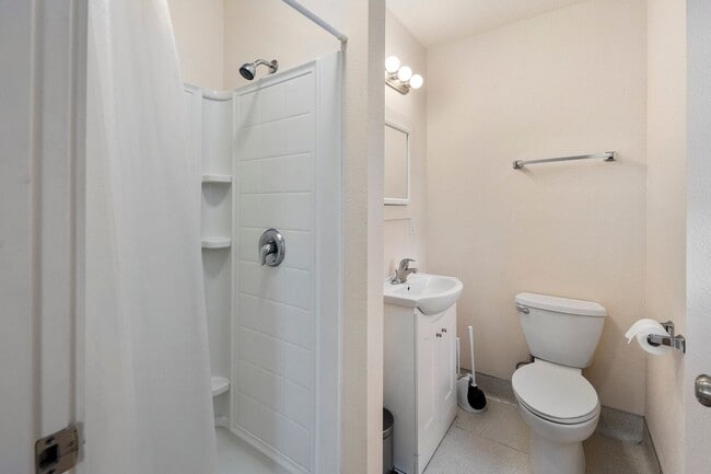 Photo - Hudson House