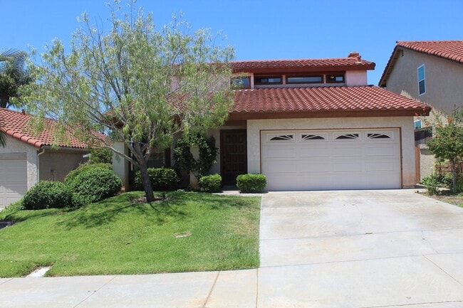 Building Photo - 3Bed/2.5Bath off Poinsettia in Carlsbad!~ ...
