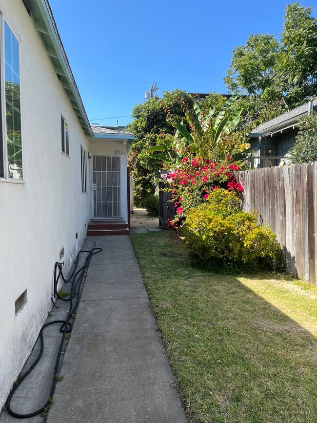 Photo - 511 Broadway St Unit Rear