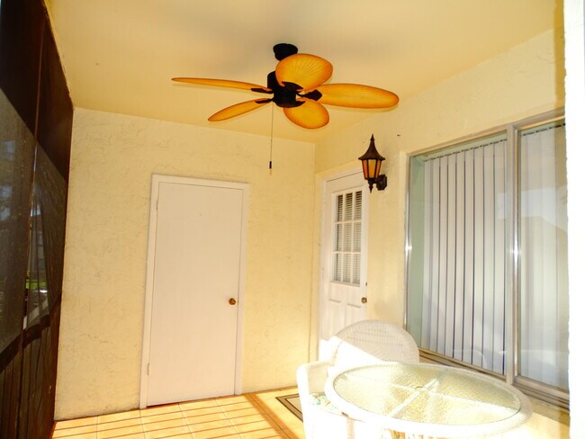 Photo - 409 Pine Glen Ln Unit A-2