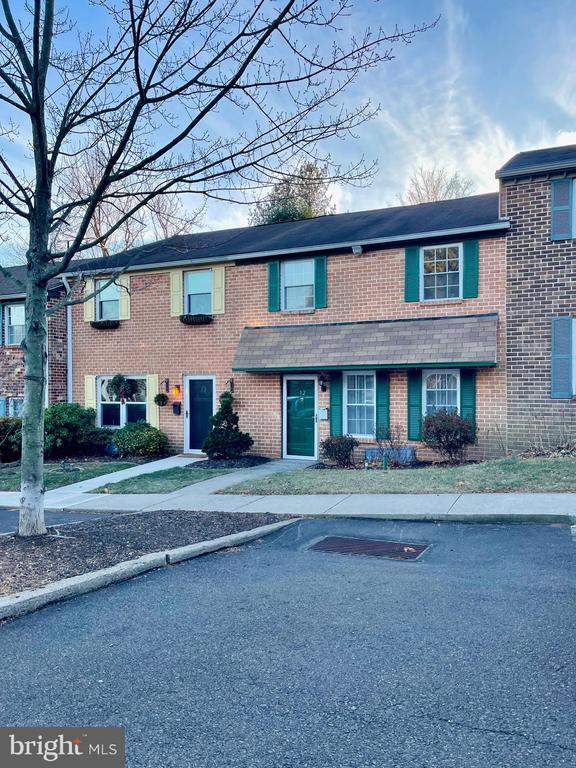 Photo - 12 Constitution Ave Townhome