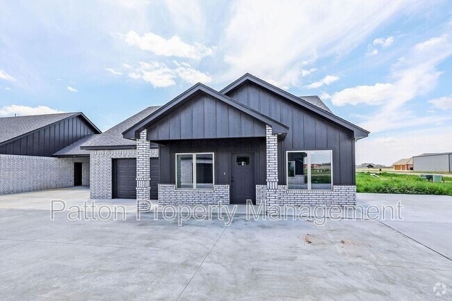 Building Photo - 8889 Redbud Rd Unit 1 Rental