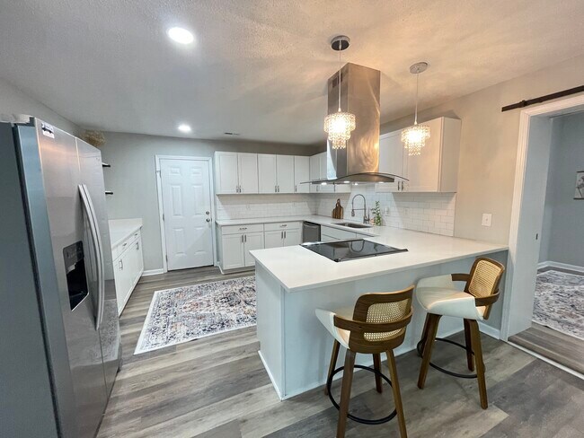 Photo - 137 Cherokee Trail