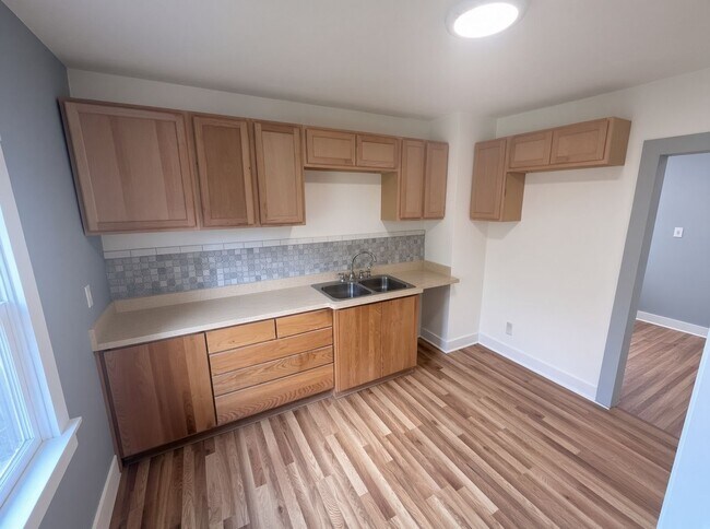 Photo - 737 Belmont Ave