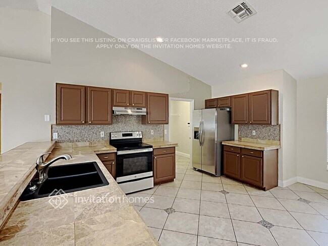 1404 Windy Bluff Dr