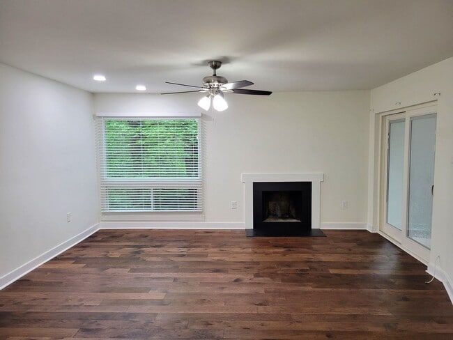 Photo - Remodeled 3 Bedroom 2 Bath Condo in Bon Air