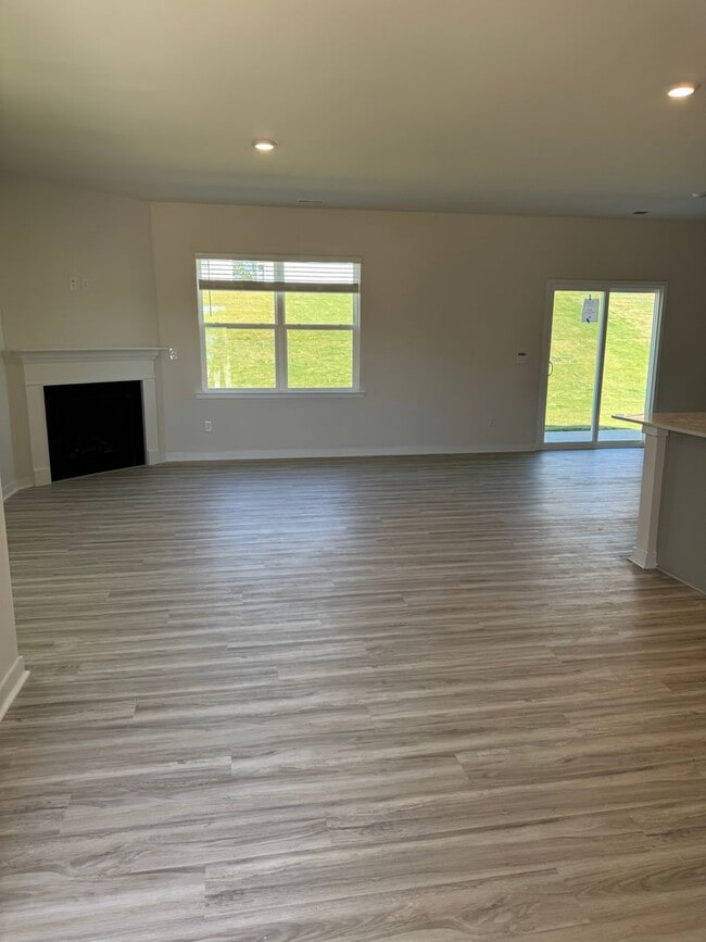 Photo - Brand-New 4 Bedroom Home in The Hamptons at Hickory – Modern Living, Pet Friendly