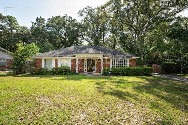 3/2 Brick Home with Sunroom, Deck, and Car... - 3/2 Brick Home with Sunroom, Deck, and Car...