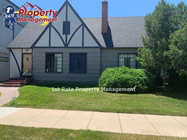 Building Photo - 1717 W Jefferson St Unit #1 Rental