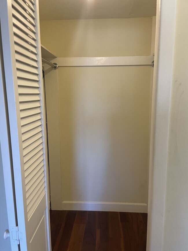 Photo - 969 Hilgard Ave Condo