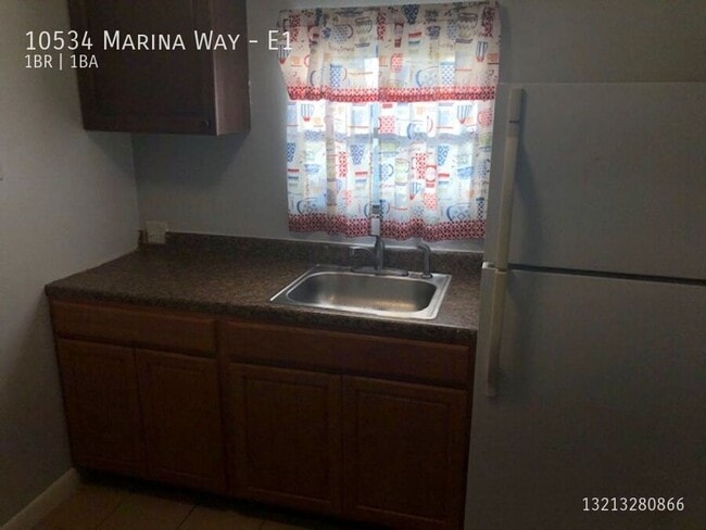 Photo - 10534 Marina Way Unit E1