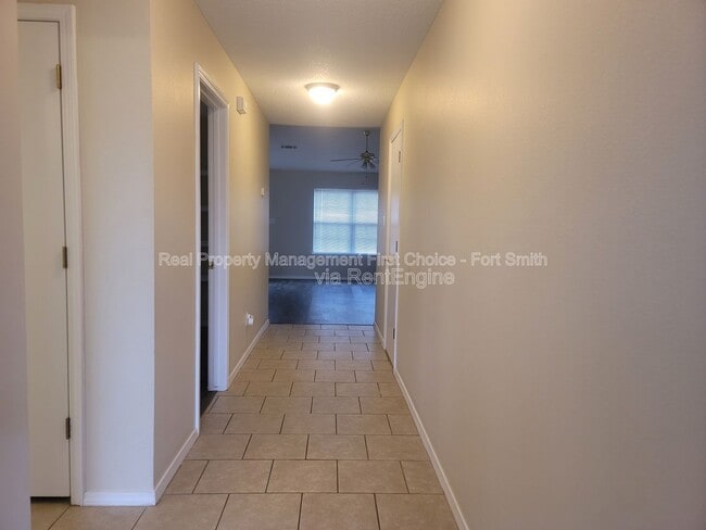 Photo - 3802 Owen St