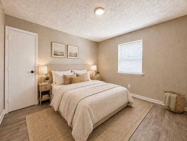 Photo - 733 Hill Rise Ct