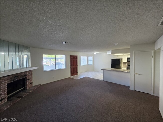 Building Photo - 2724 Otter Creek Ct Unit 101