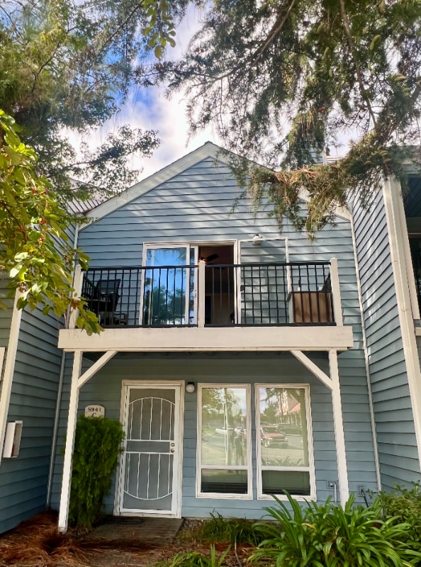 Photo - 5941 Main Ave