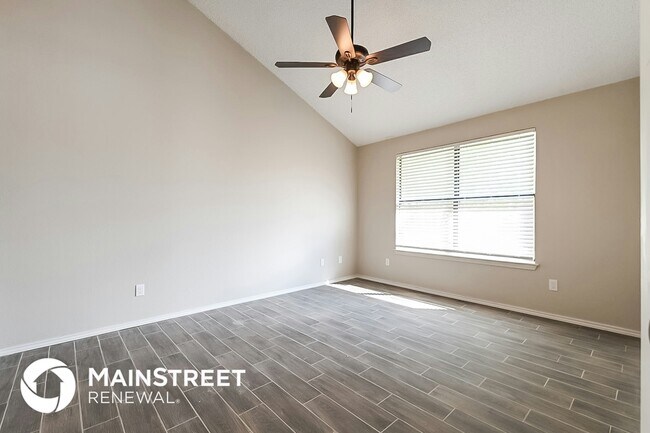 Photo - 711 Meadowcreek Ct