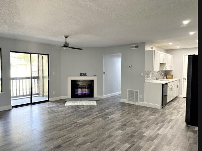 Photo - 3525 Sable Palm Ln Unit F