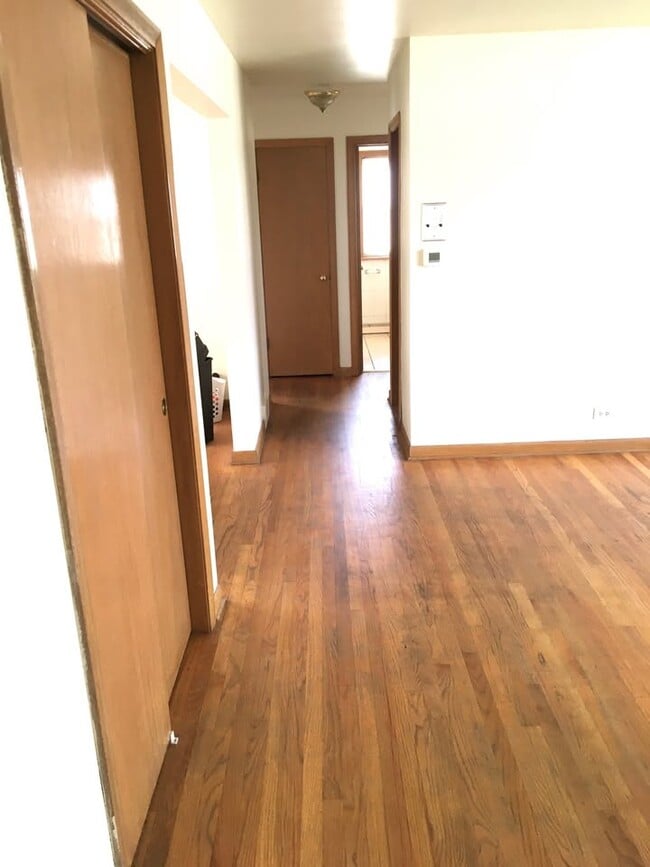 Photo - 10350 Milford St Unidad 2E