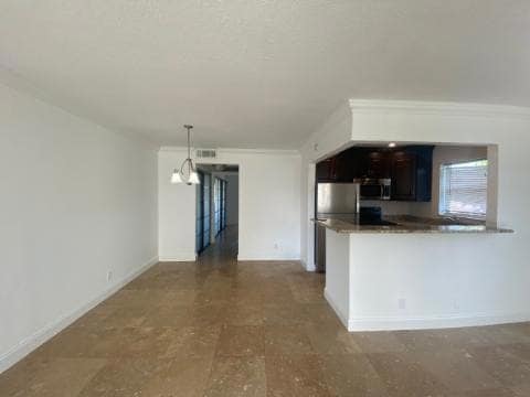 Photo - 100 Andover D