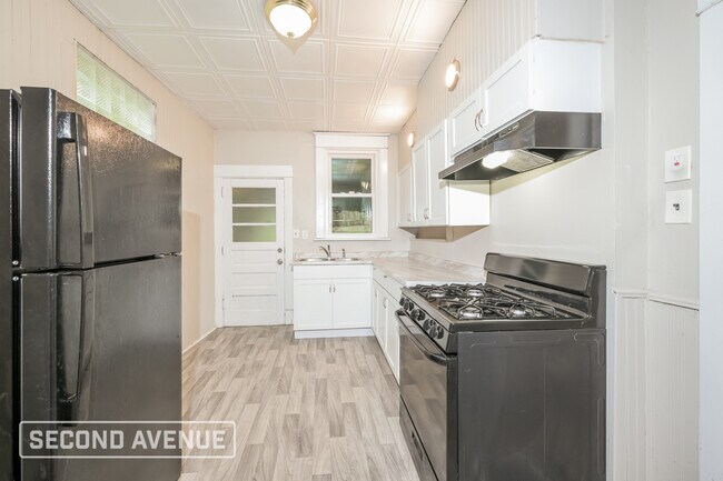 1406 Orangewood Ave