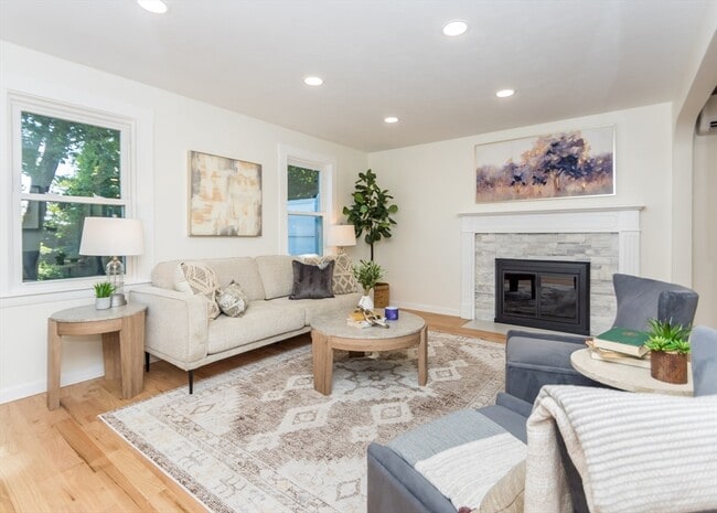 Photo - 23 Cheney St