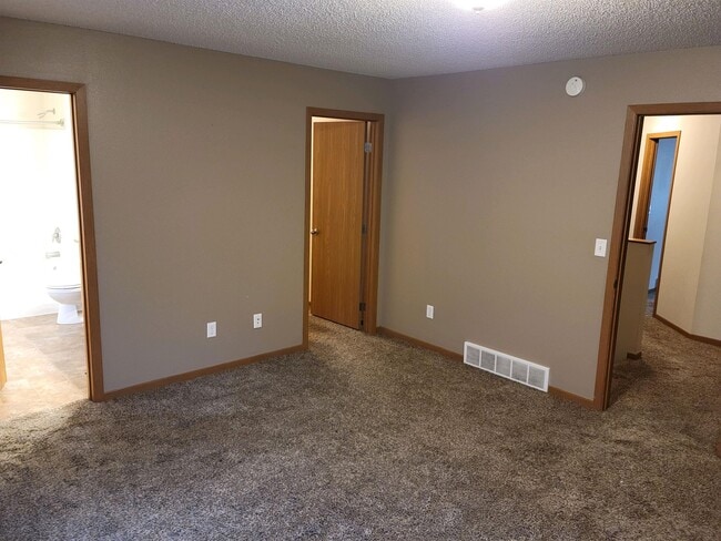 Photo - 4241 Estate Dr S