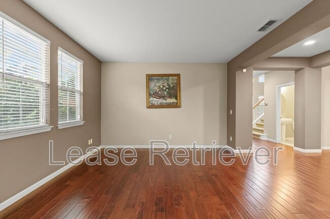 Photo - 265-269 S Sonrisa St