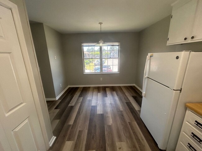 Photo - 925 Glenn St Unidad 925-6 Glen