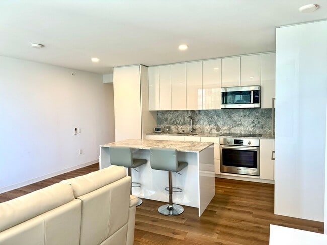 Photo - Aalii at Ward Village - High Floor One Bedroom, One Bath, One Assigned Parking Unit 2712