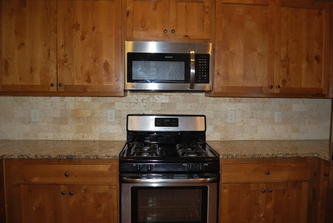 Photo - 9706 NE 75th Way
