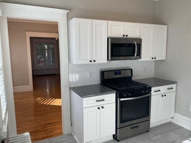 Photo - Beautifully Updated 4 BR/2 BA Upper-Level Duplex in Minneapolis with 2-Car Garage!