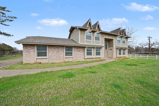 Photo - 6925 Calender Rd Unit A