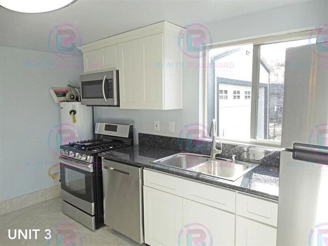 Photo - Charming 1 bedroom 1 Bath , low-maintenance, and perfectly located — this home offers the privacy...