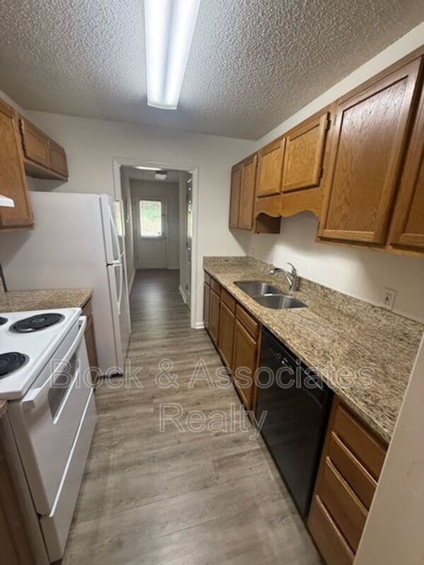 Photo - 515 Holly St