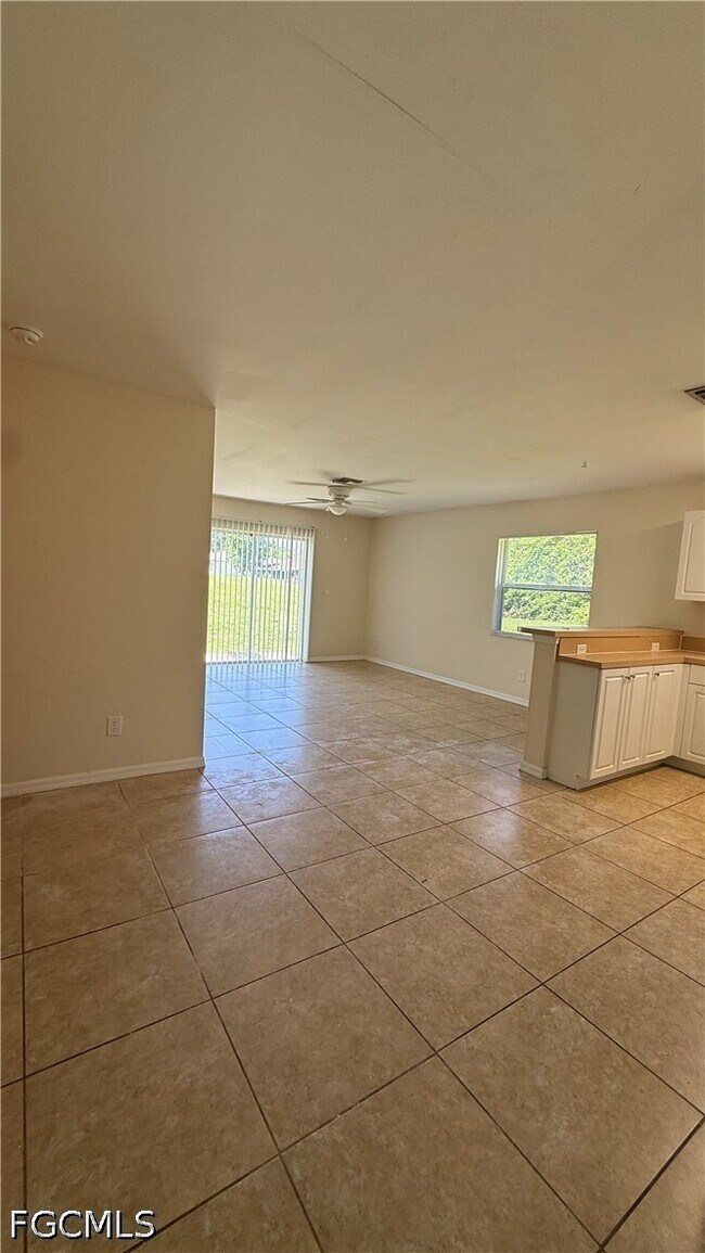 Photo - 202 Hightower Ave S