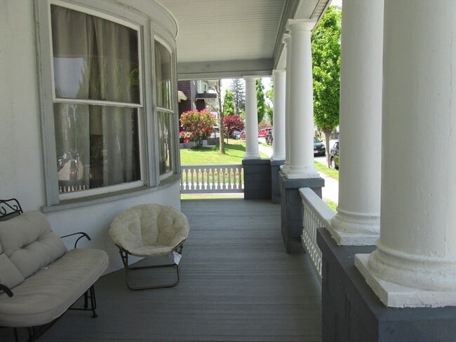 Photo - 5 Oberlin St Unit 2