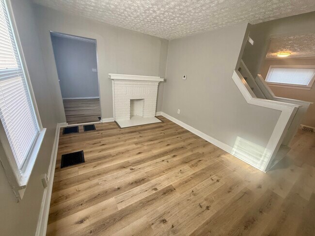 Photo - 745 S Wayne Ave