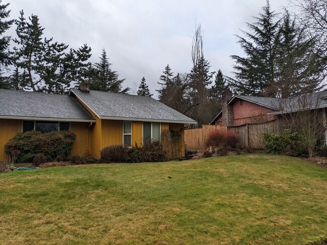 2108 SE 135th Ave