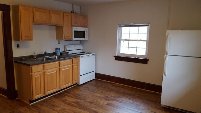 Photo - 1076 College Ave Unit 1076 College Ave  #8