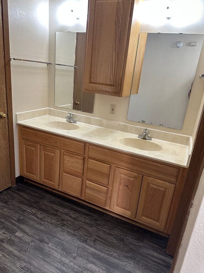 Photo - First Month FREE ($1290 value) Four Bedroom Apartment Unit 304