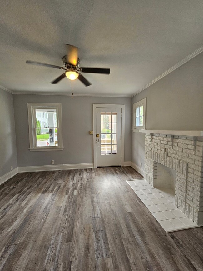 Photo - 1232 Laidlaw Ave Unit 1