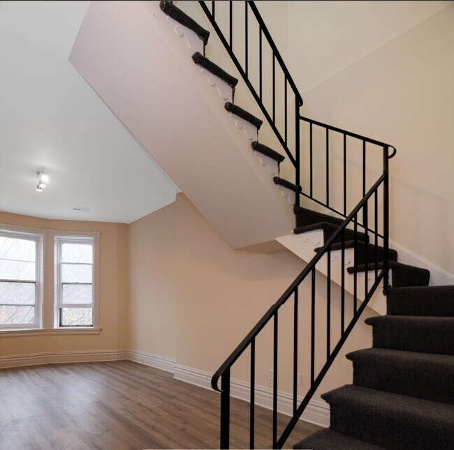 Photo - 1916 Eutaw Pl