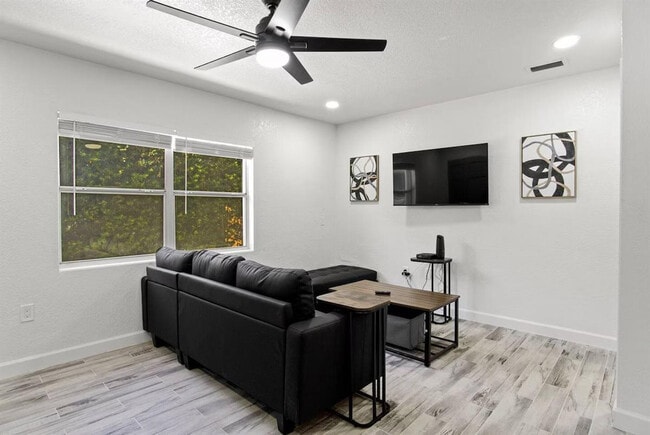 Photo - 1422 Dauphin Ln Unidad ID1094223P